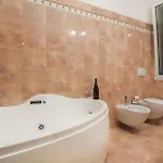 4 Bedroom Cozy In *
